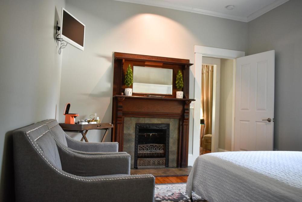 Sparrow Grove Manor Monroe Phòng bức ảnh